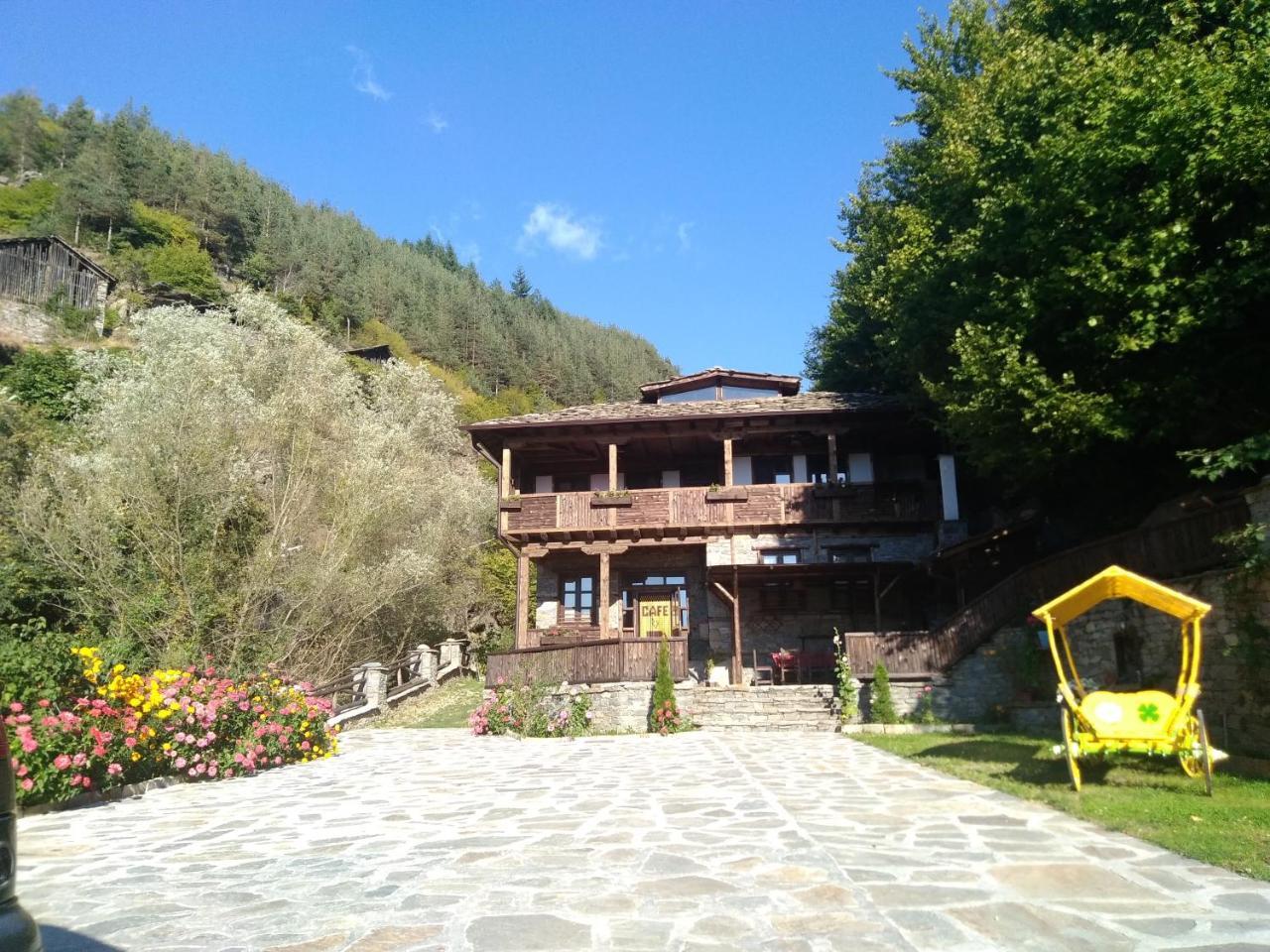 Kyshta Za Gosti Gospodevi Gorno Dryanovo ภายนอก รูปภาพ